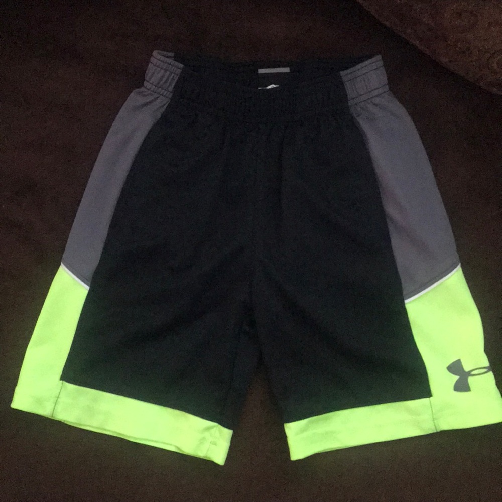 Boys UA shorts